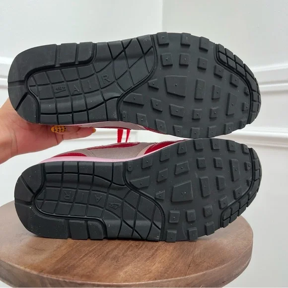 NIKE AIR MAX 1 VINTAGE HYPER RED - Picture 10 of 12